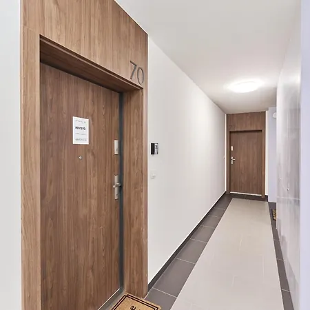 Appartement Prestige Gwiazdzista With Free Garage In By Renters