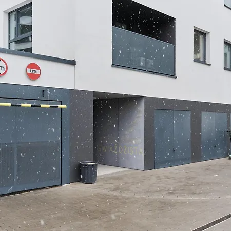 Appartement Prestige Gwiazdzista With Free Garage In By Renters
