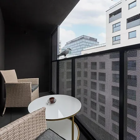 Appartement Prestige Gwiazdzista With Free Garage In By Renters