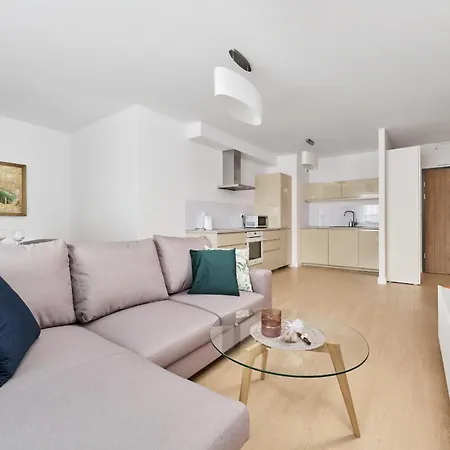アパート Prestige Gwiazdzista With Free Garage In By Renters ヴロツワフ