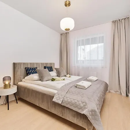 アパート Prestige Gwiazdzista With Free Garage In By Renters *