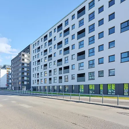 アパート Prestige Gwiazdzista With Free Garage In By Renters ヴロツワフ