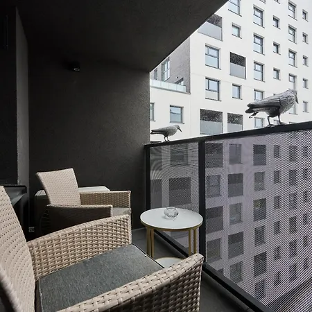 Prestige Gwiazdzista With Free Garage In By Renters * ヴロツワフ